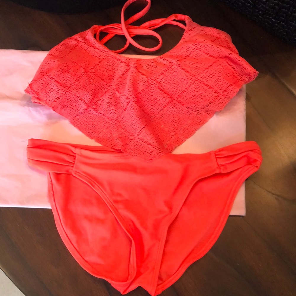 🪷 Xhiliration 2-pc bohemian neon bikini remvble pads halter top buckle close